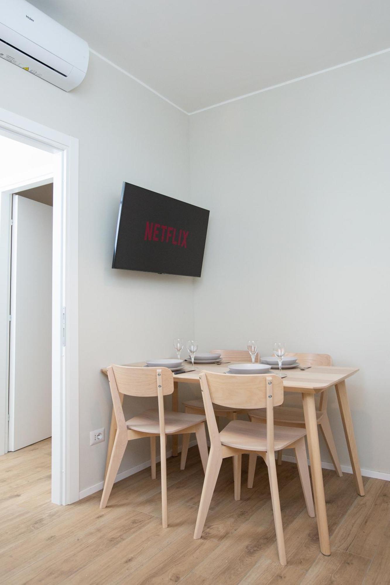 Dreams Exclusive Apartments With Terrace - Free Parking - M1 Station - Near Center Milano Exteriör bild