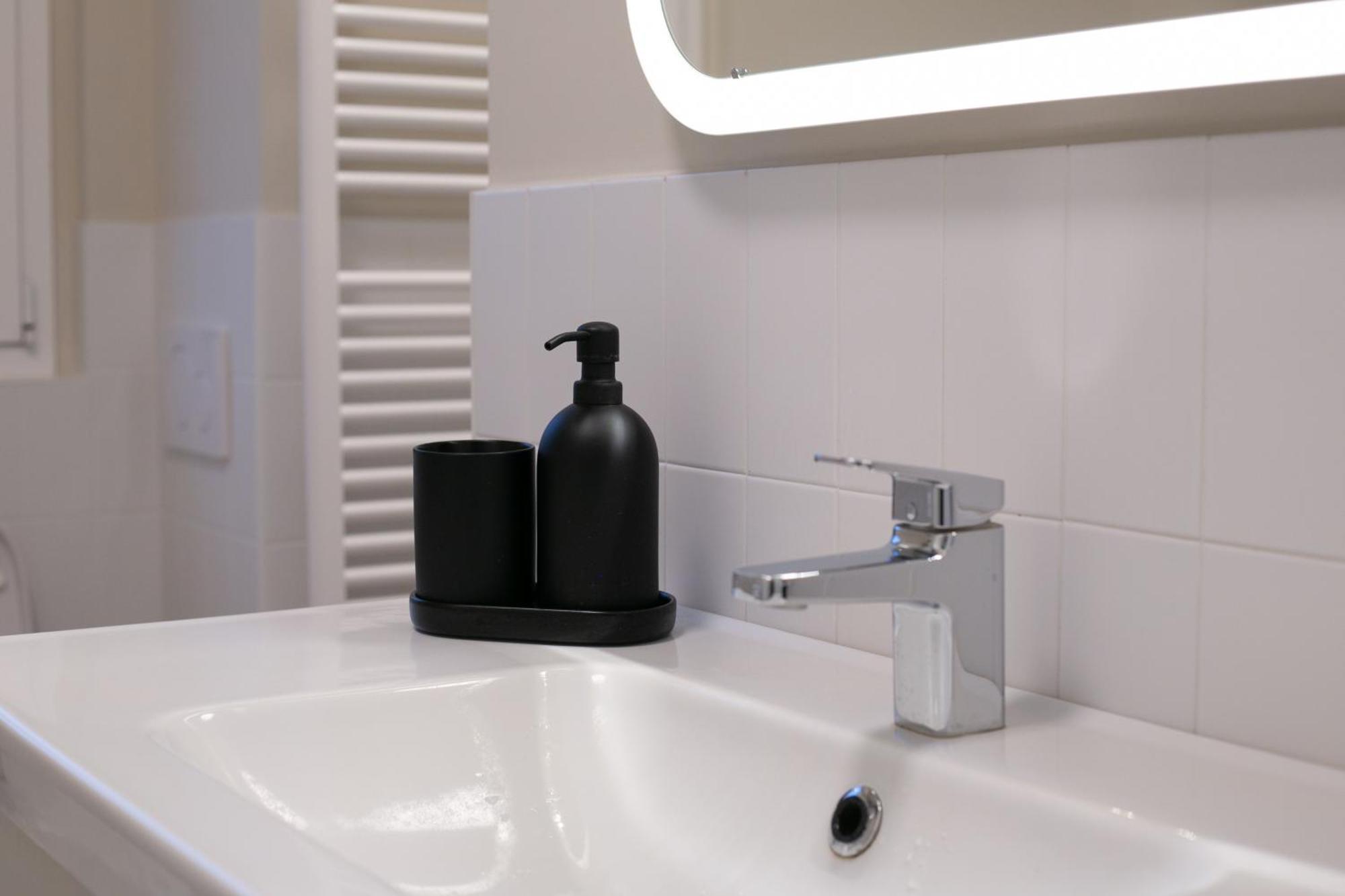 Dreams Exclusive Apartments With Terrace - Free Parking - M1 Station - Near Center Milano Exteriör bild